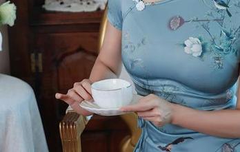 秀人网 – 什么？艺轩的夏日合集居然在线了？这要是早知道我就不出去晒黑了。