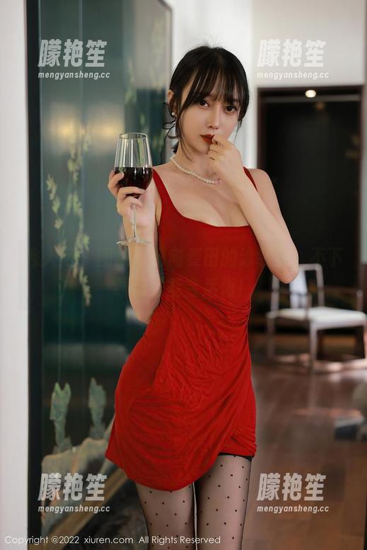 秀人网-麦田 秀人网 - 图集:游向麦田的泳装梦,不下载你可能会后悔!