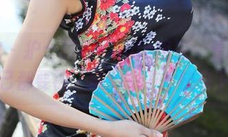 美媛馆 – 护士阿乖Kiddo图库：看嘛，感觉自己都要被‘照顾’了！快来下载！