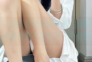 微密圈 – 抚摸着课本的灵魂，聂傲娇无圣光写真揭开教室另一个维度