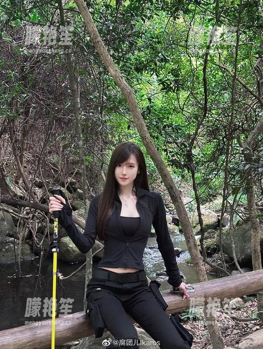 腐团儿Ikaros 福利好滋味:看腐团儿Ikaros如何用玛修·基列莱特秒杀你的无聊!