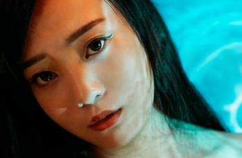 蜜桃社 – 冰露的清纯真相：无圣光带来的生动原图