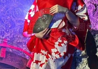 微密圈 – 喜欢轩子巨二兔？那图包可得下载一下，才算过关！