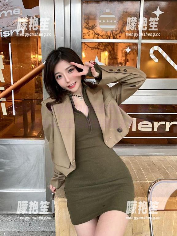 陈妮妮UNI 微密圈 - 陈妮妮UNI的镂空定制图集,好吧,我承认这正好戳到我的某根神经。