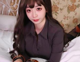陌陌咕咕咕在短裙cos中的小俏皮，你能看懂吗？