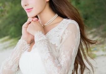 青豆客 – 这一双定制美脚，从美昕Yumi手中出炉的作品太撩了