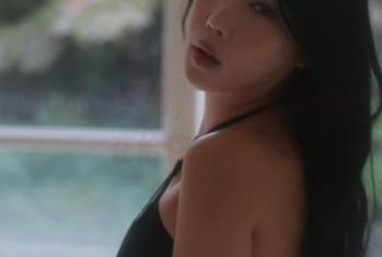 高清的韩国CoCo学姐，图片就是不一样，像是在给你上课。