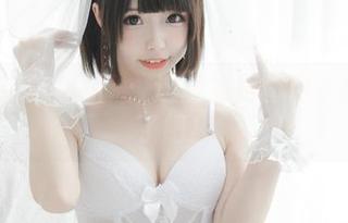 穹妹白裙+香川澪：这组免费图包太抓眼球了吧！