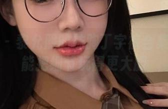 微密圈 – 黎允熙的抹胸丁字裤合集：看谁能把细节玩得更大胆